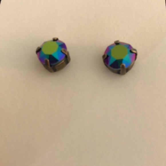 Mystical Antique Brass Swarovski Crystal Earrings - Picture 4 of 10